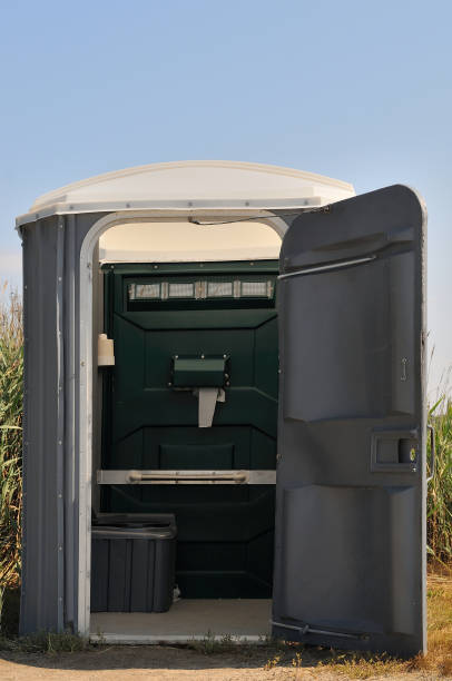 Best Portable restroom trailer rental  in Glasgow, OR
